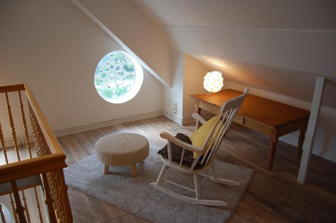 Ferienwohnung Im Gulfhof Krummhörn Екстериор снимка