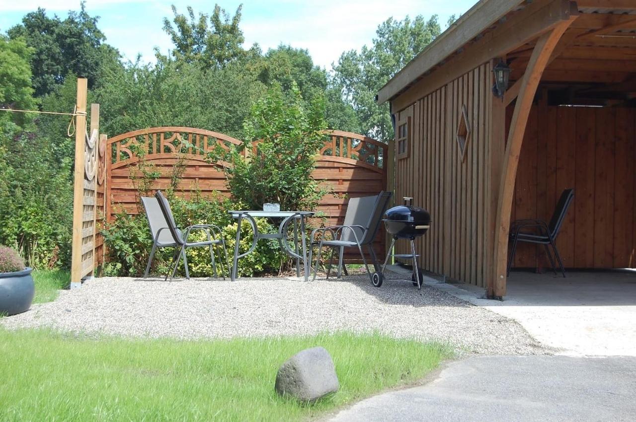 Ferienwohnung Im Gulfhof Krummhörn Екстериор снимка